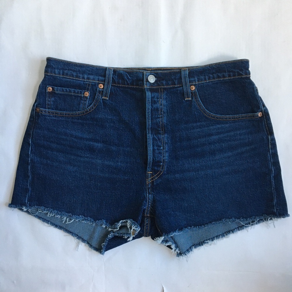 Levi’s 501 High Rise Buttonfly Raw Hem Dark Wash Blue Denim Jean Short Size 34 - Picture 16 of 17